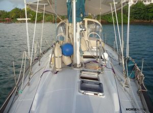 Morse Alpha sail training - Norseman 447 Rocinante - foredeck